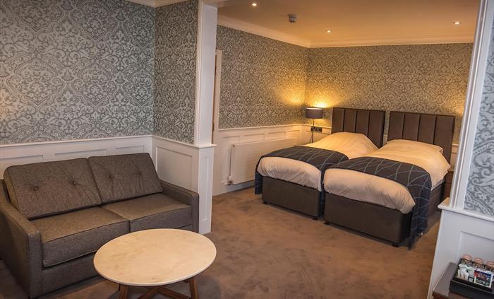 At the Dunoon the Hypnos mattresses, Jim Lawrence lighting features and Molton Brown toiletries add up to an elegant, luxurious experience.